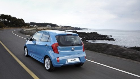 De bestverkochte stadsauto van de afgelopen twee jaar is of een Toyota Aygo, Citroen C1 of Peugeot 107. Als het aan Kia ligt, gaat de nieuwe Picanto dit stokje heel snel overnemen. De Koreanen zetten