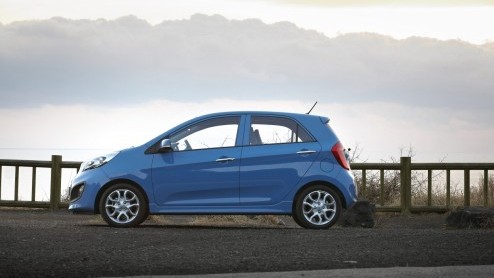 De bestverkochte stadsauto van de afgelopen twee jaar is of een Toyota Aygo, Citroen C1 of Peugeot 107. Als het aan Kia ligt, gaat de nieuwe Picanto dit stokje heel snel overnemen. De Koreanen zetten