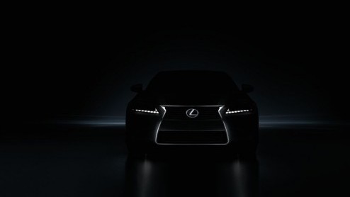 Lexus trekt het doek van de hagelnieuwe GS op het Pebble Beach Concours dElegance in Californi. De fabrikant stuurt een eerste teaser rond om de spanning alvast wat op te voeren.