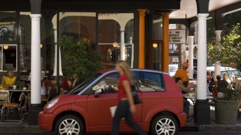 Wat smart kan, kunnen wij ook, moet de autofabrikant Think! uit Noorwegen gedacht hebben. Het merk is namelijk van plan om hun elektrische auto Think City'in de Verenigde Staten aan de man te brengen
