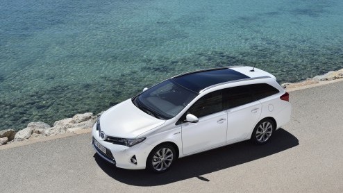 Autotest Toyota Auris Touring Sports, we hebben gereden met de diesel- en hybridevariant.