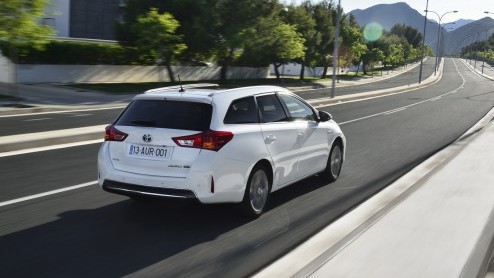 Autotest Toyota Auris Touring Sports, we hebben gereden met de diesel- en hybridevariant.