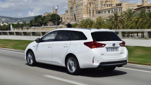 Autotest Toyota Auris Touring Sports, we hebben gereden met de diesel- en hybridevariant.
