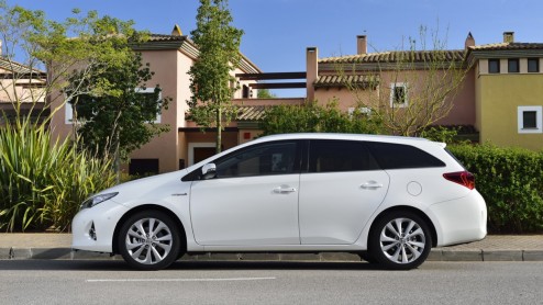 Autotest Toyota Auris Touring Sports, we hebben gereden met de diesel- en hybridevariant.
