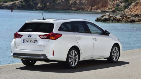 Autotest Toyota Auris Touring Sports, we hebben gereden met de diesel- en hybridevariant.
