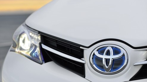 Details Toyota Auris Touring Sports