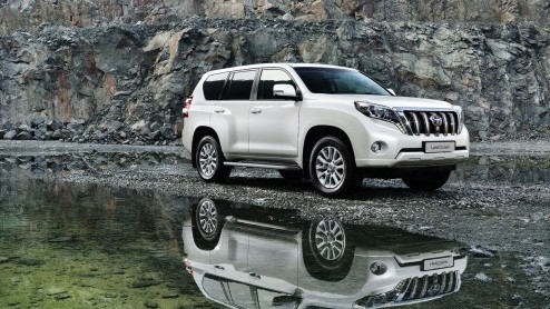 Facelift en upgrades voor Toyota Land Cruiser. Eind 2013 bij de dealer. Prijzen nog niet bekend.