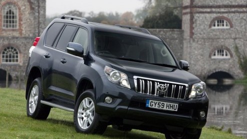 Hij was aanvankelijk bedoeld als militair voertuig maar groeide uit tot een icoon van de terreinwagens; de Toyota Land Cruiser. Hij vindt zijn oorsprong precies zestig jaar geleden, dus tijd voor een 