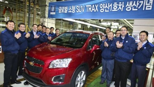 De in Korea gevestigde General Motors fabriek is zojuist gestart met de productie van de Chevrolet Trax. Het zustermodel van de Opel Mokka komt allereerst in Korea op de markt en wordt daarna naar and