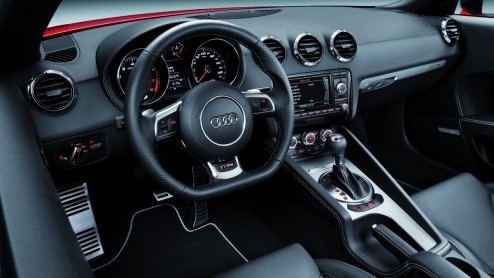 Hoewel we dankzij gelekte informatie al wisten dat-ie er aan zat te komen, is het toch leuk te vermelden dat Audi de TT RS Plus nu zelf officieel heeft aangekondigd. Met 360 pk speelplezier en snelhed