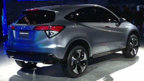 Een bezoek aan Detroit en de North American International Auto Show is een hele belevenis. Dankzij een aantal spannende primeurs van onder meer Lexus, Mercedes-Benz, BMW en Infiniti viel er voor ons E