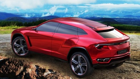 Volgende week heeft Lamborghini een wereldprimeur op de Autosalon in Peking staan. Voor het eerst sinds lange tijd zoeken de Italianen de hoogte op en presenteren zij een SUV,die luistert naar de naam