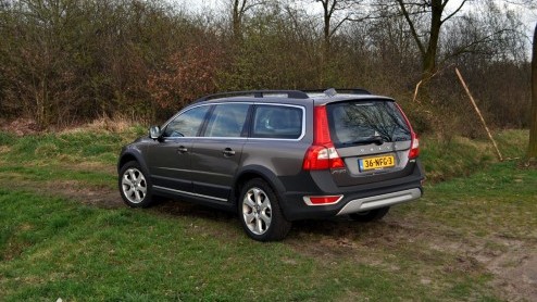 Volvo levert de XC70 ook als groene DRIVe. Een perfecte wintersportauto, zou je denken. Veel ruimte, lekker zuinig en vierwielaangedreven. Mis! Ok, relatief zuinig is de vijfcilinder wel en aan int