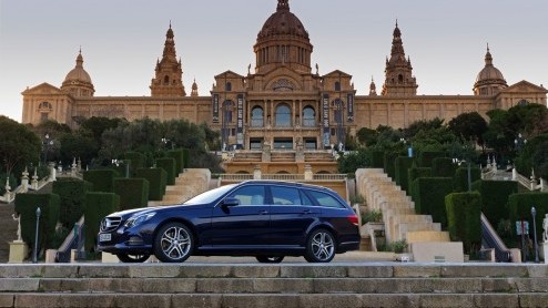 Autotest vernieuwde Mercedes-Benz E-Klasse E250 en E400.