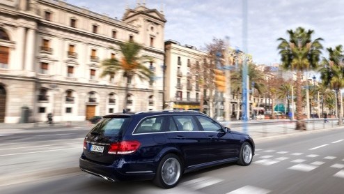 Autotest vernieuwde Mercedes-Benz E-Klasse E250 en E400.
