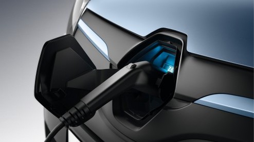 Renault heeft de elektrisch aangedreven Kangoo Z.E. volgens eigen zeggen op talloze punten verbeterd. De vanafprijs is 20.195 euro.