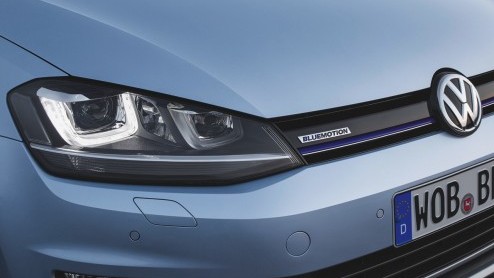 Autotest nieuwe Volkswagen Golf BlueMotion 2013, met nieuwe 110 pk sterke 1.6 TDI en een verbruik van 3.2 l/100km.