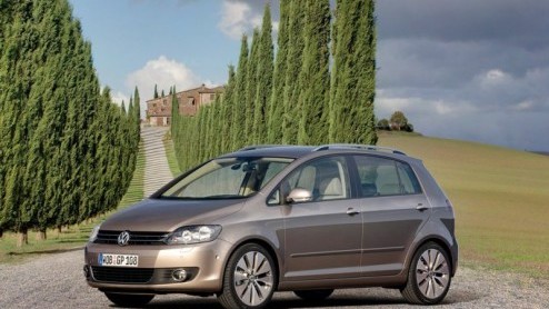 De verkoop van nieuwe personenautos blijft stijgen. In januari 2011 lagen deze bijna twintig procent hoger in vergelijking met diezelfde maand in 2010. Van de 75.174 geregistreerde autos is Volkswag