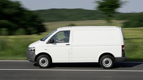 Volkswagen Bedrijfswagen levert de Transporter ook in aardgas-versie. Rijdt op CNG of Groen Gas.