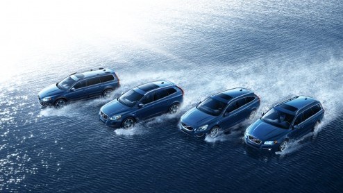 Nu de S60 en V60 bij Volvo zijn vers zijn ingeburgerd laat het merk de S80, V70 en XC70 met hun tijd mee gaan. Het trio krijgt in ieder geval een opgefrist dashboard mee met een nieuwe middentunnel en