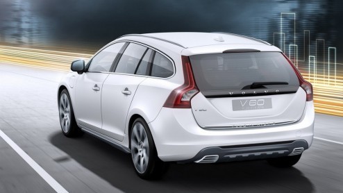 Zojuist hebben we kunnen kennismaken met de nieuwe S60 DRIVe. Volvo maakte meteen gebruik van de gelegenheid nog een aantal toekomstplannen bekend te maken. Zo komt er begin 2012 'een kleine V60' en m