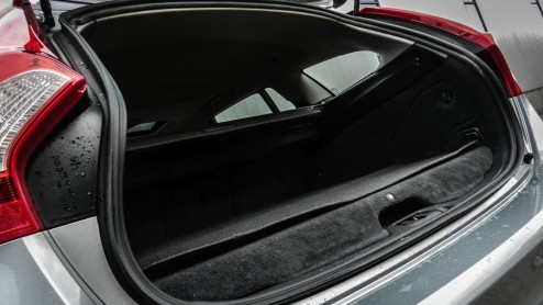 Autotest Volvo V60 D6 Plug-in Hybrid in Nederland. Heeft Volvo de elektro-smaak te pakken?