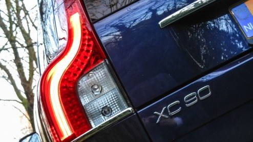 Autotest Volvo XC90 D5 Limited Edition, de trouwe lobbes van Volvo die met kleine wijzigingen nog steeds 'als de beste' verkoopt.