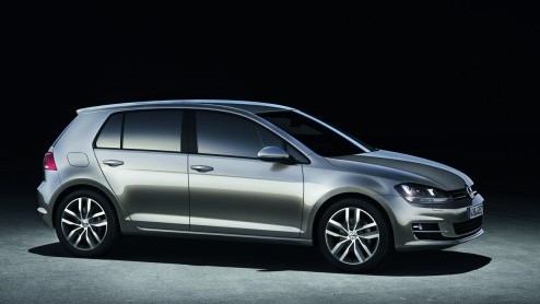 Toen we begin oktober de nieuwe Volkswagen Golf tijdens de internationale persintroductie reden, kon dat (als zo vaak) uitsluitend met de krachtiger gemotoriseerde uitvoeringen. Dat roept de vraag op
