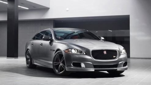 Jaguar XJ krijgt een extra sportieve broer XJR met Supercharged V8.