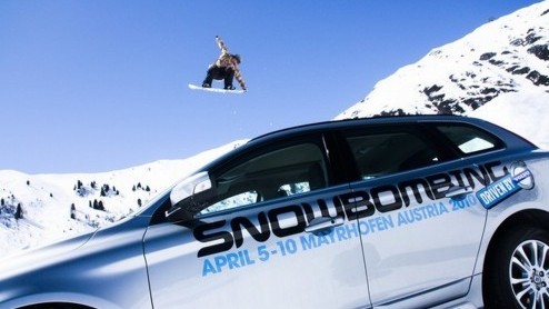 Een week lang DJ-muziek, sneeuwsporten, de unieke roadtrip en lekker veel Volvo; dat is waar het bij Volvo Snowbombing 2011 om draait. Midden op de pistes van Mayrhofen, van 4 tot 9 april. An offer we