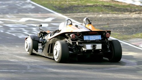 Vandaag een niet alledaagse item; de X-Bow van KTM. Deze motorfietsfabrikant heeft enkele maanden geleden de X-Bow gentroduceerd. Hij valt in ieder geval in de smaak bij het publiek, want er zijn mee