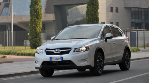 Net na kerst staat de nieuwe Subaru XV bij de dealer. Er zijn drie motoren en drie uitrustingsniveaus leverbaar. Vandaag heeft de importeur alle prijzen en uitvoeringen van het stoere model paraat.