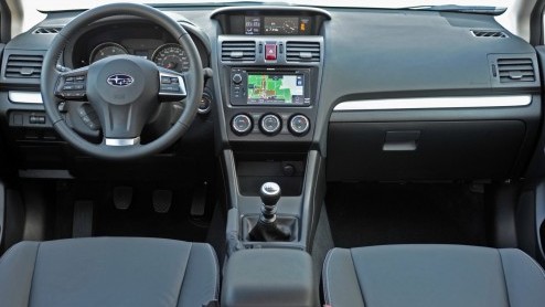 Net na kerst staat de nieuwe Subaru XV bij de dealer. Er zijn drie motoren en drie uitrustingsniveaus leverbaar. Vandaag heeft de importeur alle prijzen en uitvoeringen van het stoere model paraat.